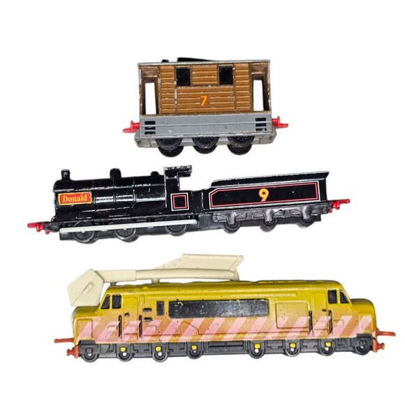 VTG 90s Thomas & Friends ERTL Pull Along Trains Diesel 10 Donald Toby Diecast - Picture 1 of 11